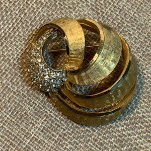 BSK Vintage Pin Brooch